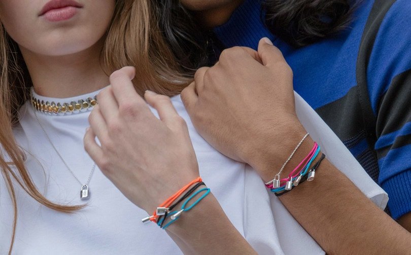 MODE: Louis Vuitton crée un bracelet pour L’UNICEF