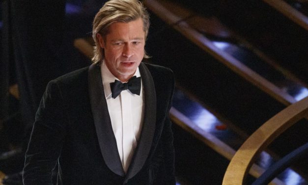 Brad Pitt retrouve Kim Kardashian à la fête post-Oscars