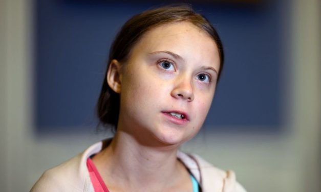 Après avoir ressenti des symptômes, Greta Thunberg se dit “probablement” porteuse du virus