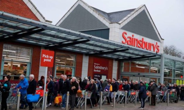 Ruée dans les supermarchés à Londres