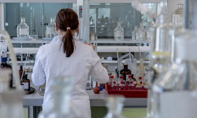 Des scientifiques australiens testent un vaccin contre le Covid-19