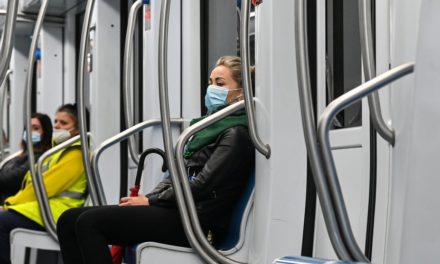 L’absence de masque dans les transports pourrait coûter 135 euros
