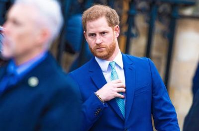 Le Prince Harry: a toujours voulu éloigner son Fils de la Famille Royale