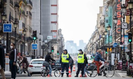 Paris : 200 chauffeurs de VTC attaquent la décision d’Anne Hidalgo de leur fermer la rue de Rivoli