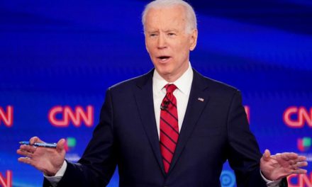 Joe Biden accusé d’agression sexuelle – Il dément