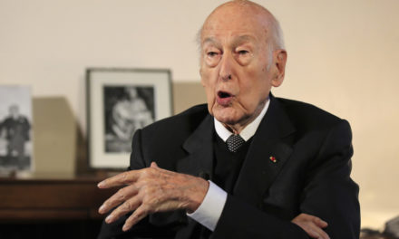 Enquête contre Valery Giscard D’Estaing accusé d’agression sexuelle