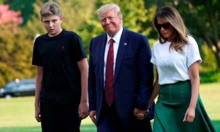 Melania Trump furieuse sur des propos contre son fils Barron