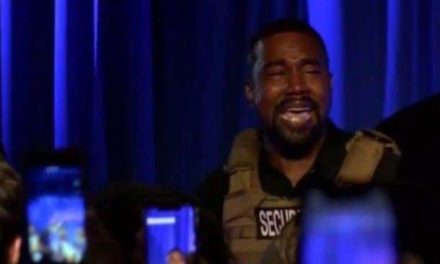 Kanye West en route vers la présidentielle – En Larmes lors de son premier meeting en Caroline du Sud