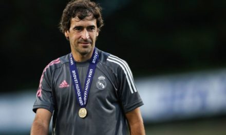 Real Madrid- Raul  pour remplacer Zidane…