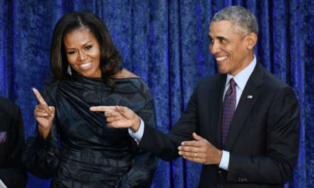Michelle et Barack Obama amoueux comme au 1er jour