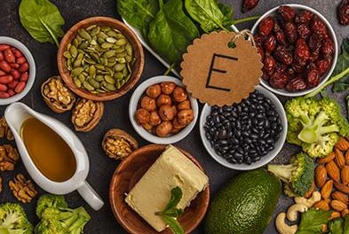 Vitamine E : quels sont ses bienfaits et dans quels aliments en trouver ?
